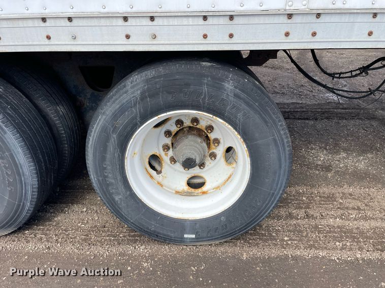 image for item DL3764 2001 Wabash  dry van trailer