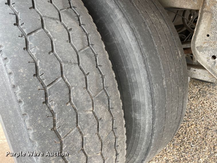 image for item DN4558 1998 Wabash  dry van trailer