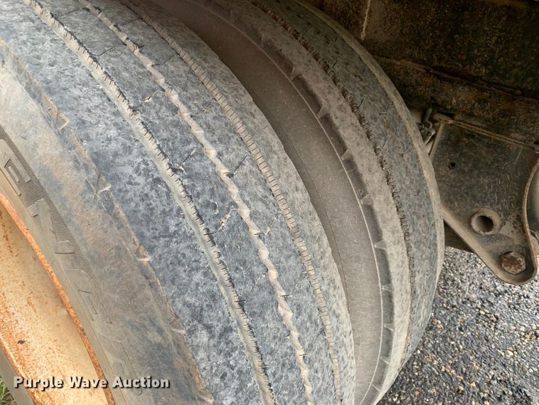 image for item DO1918 2010 Warren PD12  end dump pup trailer