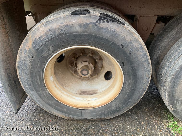 image for item DO1918 2010 Warren PD12  end dump pup trailer