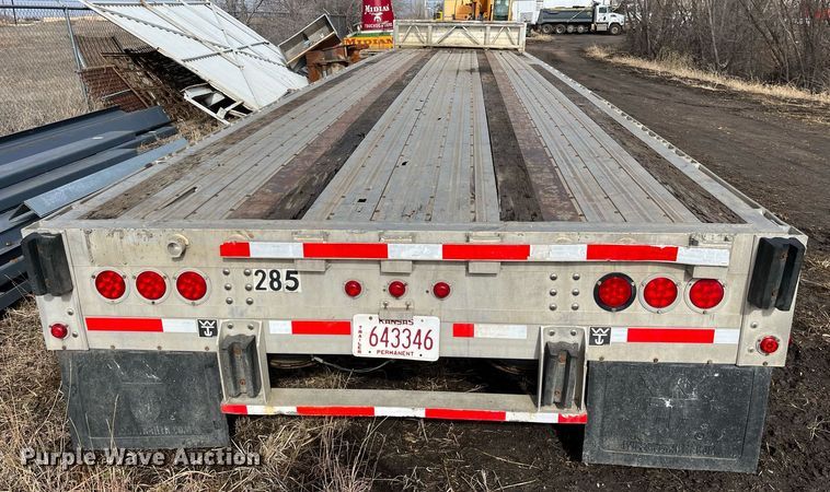 image for item DQ3992 2004 Wilson CFD-900  drop deck trailer