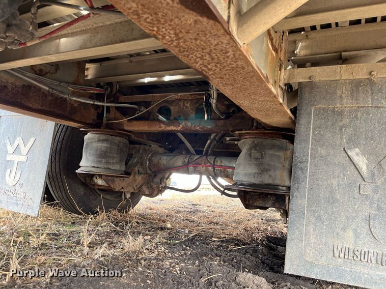 image for item DQ3992 2004 Wilson CFD-900  drop deck trailer