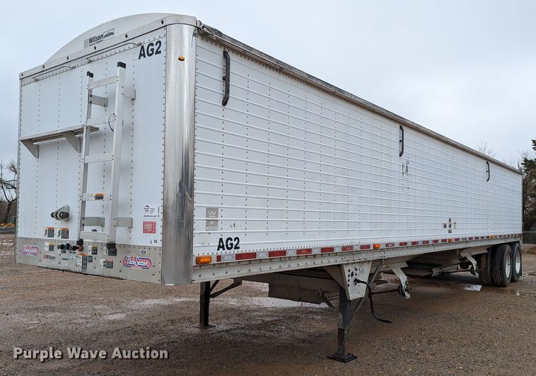 image for item DR6837 2013 Wilson DWH-551  grain trailer