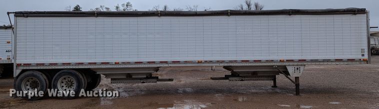 image for item DR6837 2013 Wilson DWH-551  grain trailer