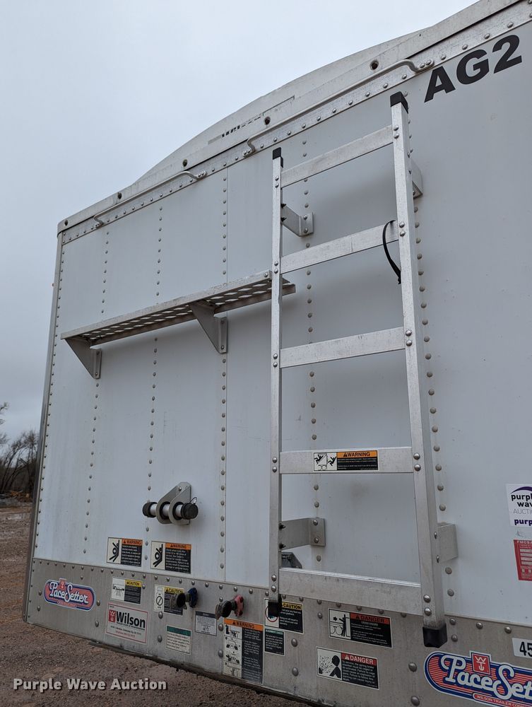 image for item DR6837 2013 Wilson DWH-551  grain trailer
