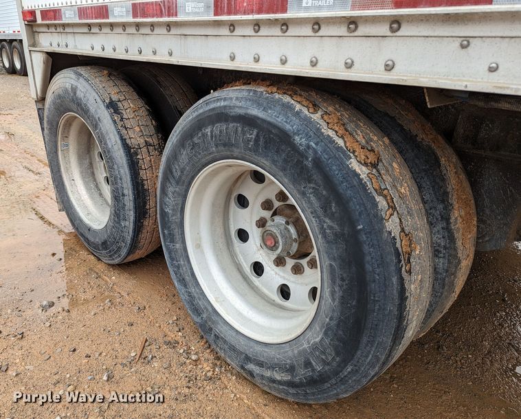 image for item DR6837 2013 Wilson DWH-551  grain trailer