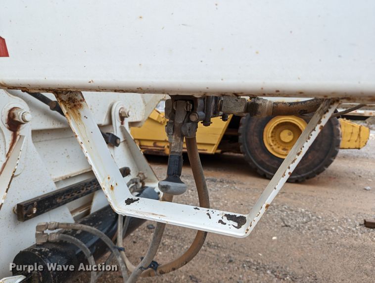 image for item DR6840 2016 Armor Lite SBD-40  bottom dump trailer