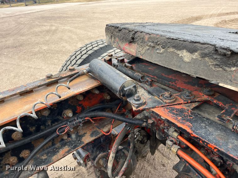 image for item DS1791 2002 Peterbilt 379  semi truck