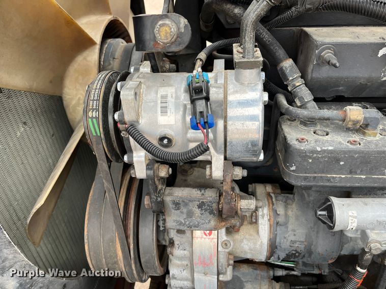 image for item DS1791 2002 Peterbilt 379  semi truck