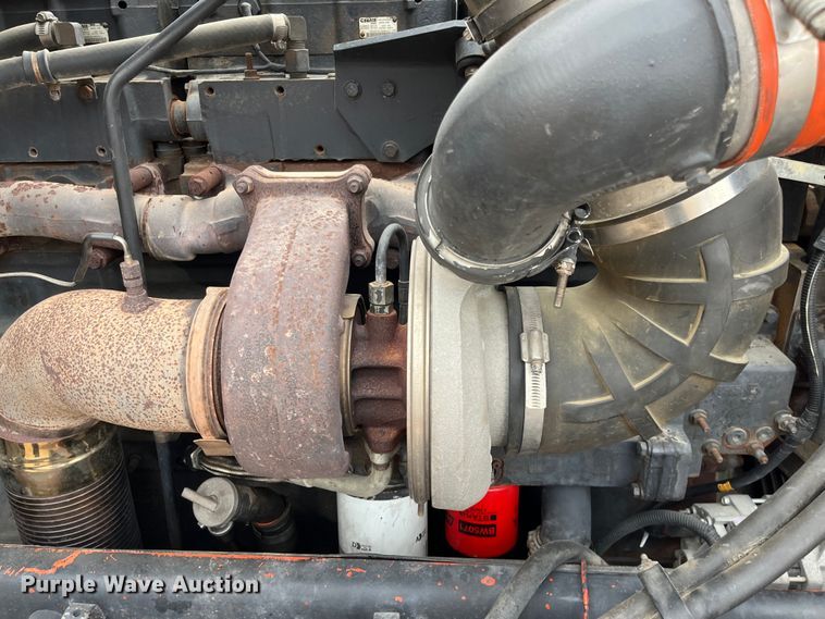 image for item DS1791 2002 Peterbilt 379  semi truck