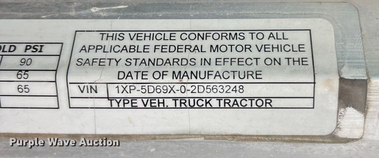 image for item DS1791 2002 Peterbilt 379  semi truck