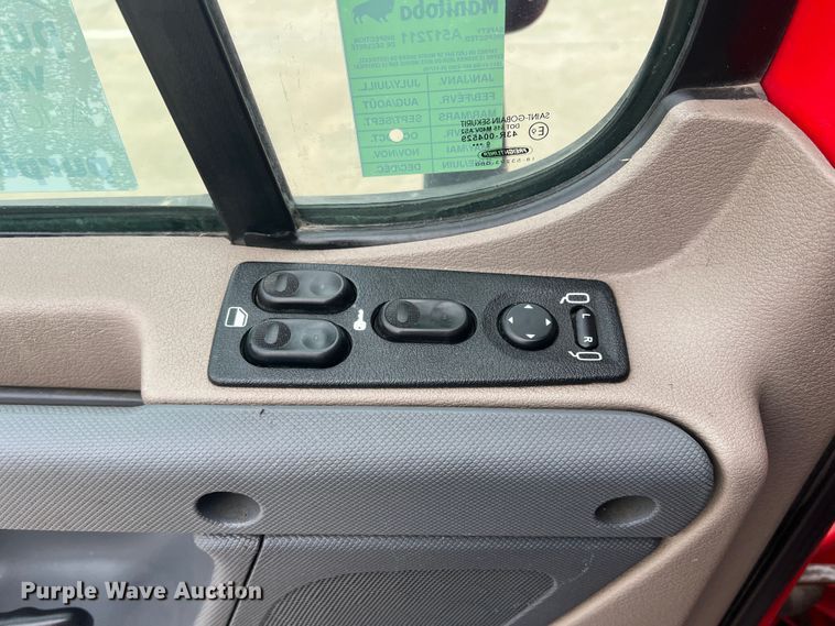 image for item DS2803 2011 Freightliner Cascadia  semi truck