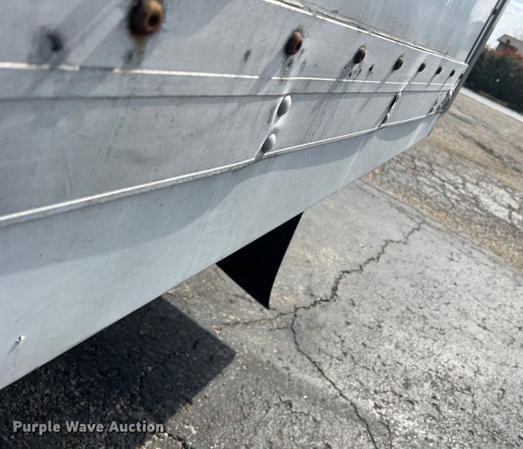 image for item DS2838 2008 Ford E450 Super Duty  box truck