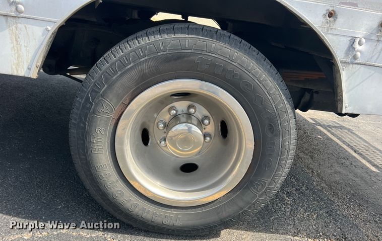 image for item DS2838 2008 Ford E450 Super Duty  box truck