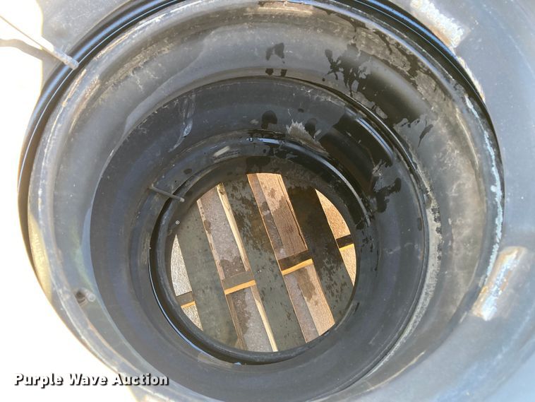 image for item HN9814 (4) Michelin XZY3 11R22.5 tires