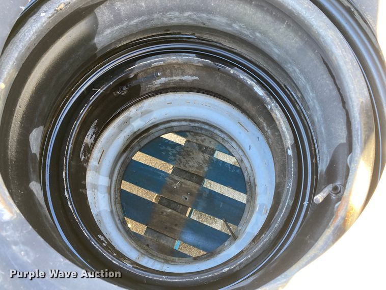 image for item HN9815 (4) Michelin XZY3 11R22.5 tires