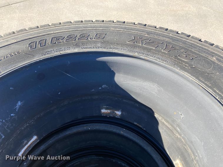 image for item HN9815 (4) Michelin XZY3 11R22.5 tires