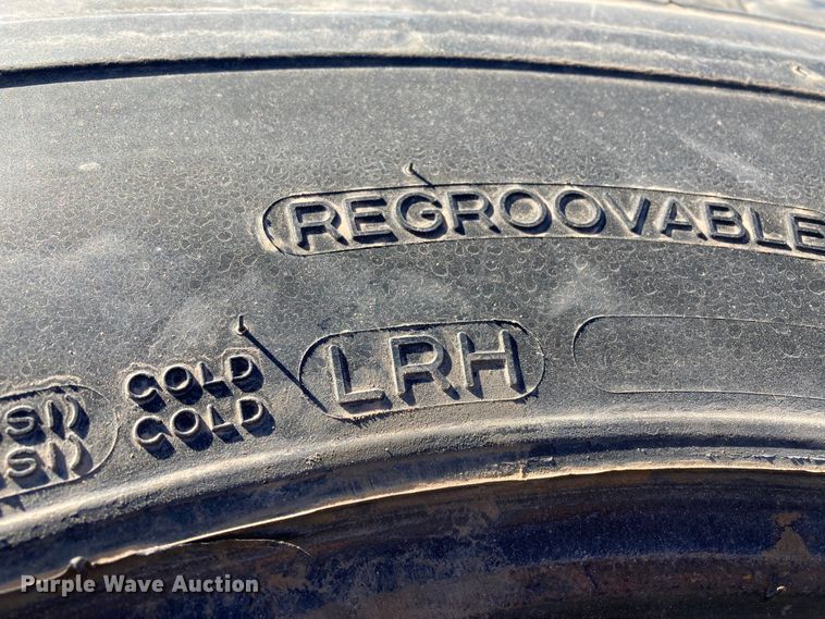 image for item HN9815 (4) Michelin XZY3 11R22.5 tires