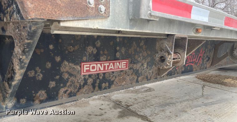image for item HN9822 2007 Fontaine 1DFT-7-8048WSAWK  drop deck trailer