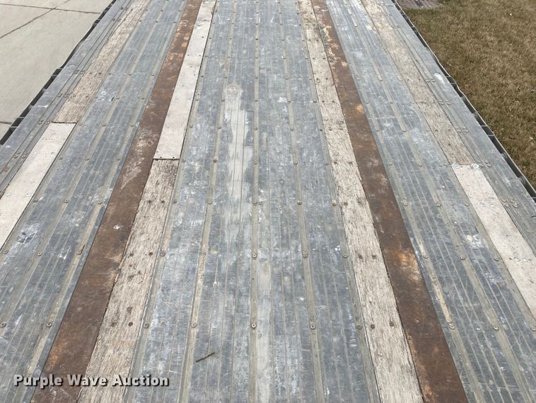 image for item HN9822 2007 Fontaine 1DFT-7-8048WSAWK  drop deck trailer