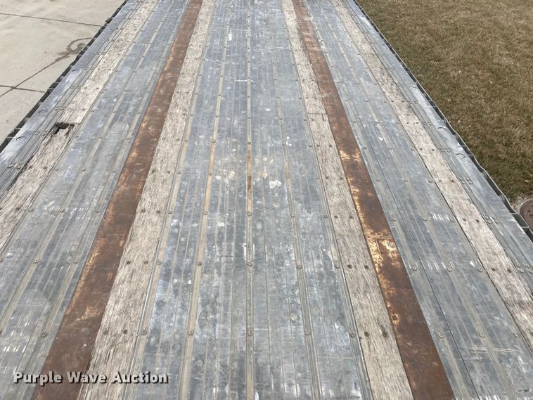 image for item HN9822 2007 Fontaine 1DFT-7-8048WSAWK  drop deck trailer