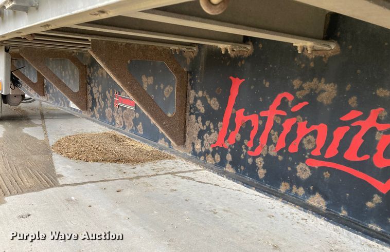 image for item HN9822 2007 Fontaine 1DFT-7-8048WSAWK  drop deck trailer