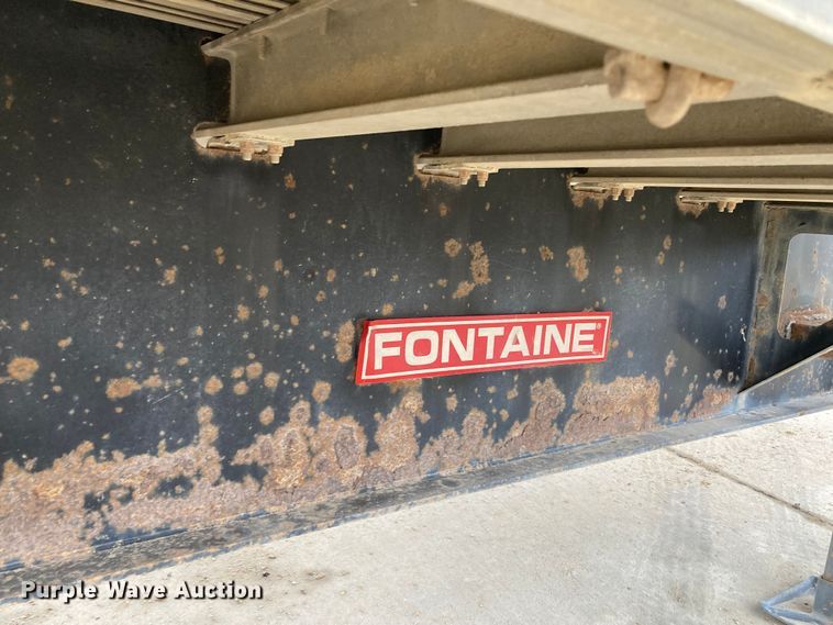 image for item HN9822 2007 Fontaine 1DFT-7-8048WSAWK  drop deck trailer