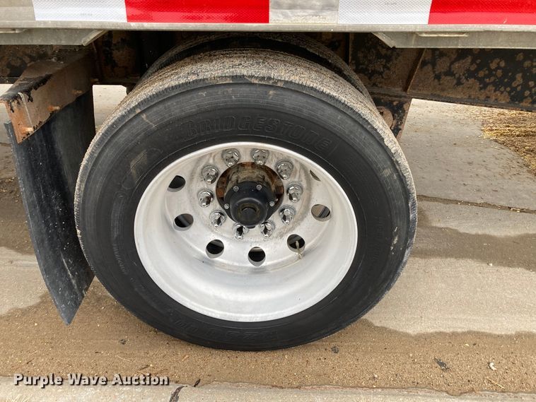 image for item HN9822 2007 Fontaine 1DFT-7-8048WSAWK  drop deck trailer