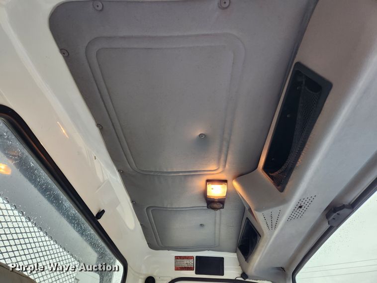 image for item JB9521 1995 International 4900  flatbed truck