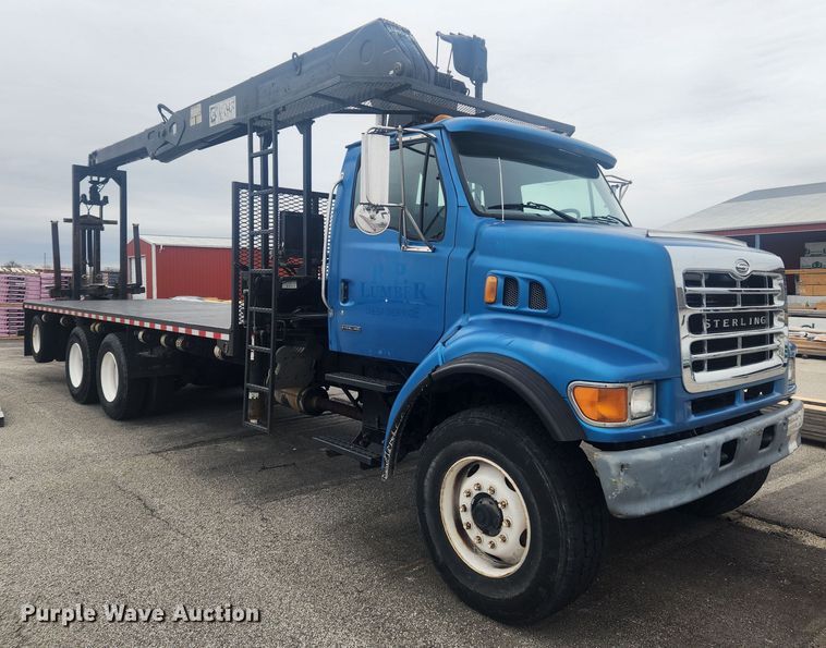 image for item JB9523 2002 Sterling L7500  crane truck