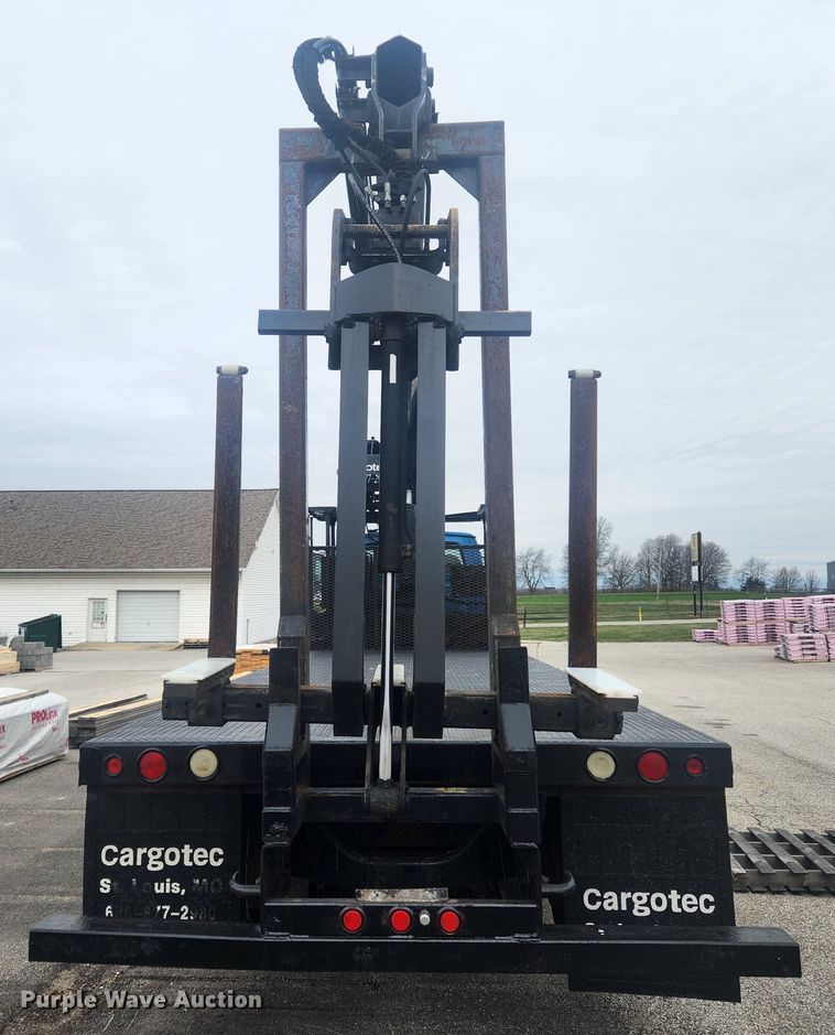 image for item JB9523 2002 Sterling L7500  crane truck