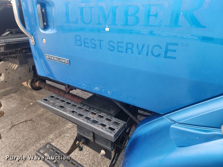 image for item JB9523 2002 Sterling L7500  crane truck