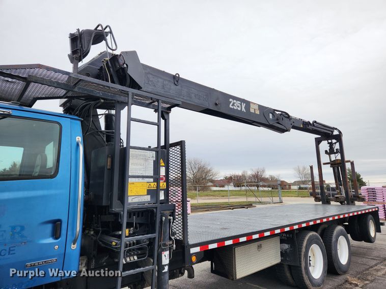 image for item JB9523 2002 Sterling L7500  crane truck