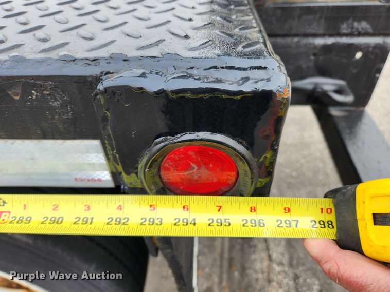 image for item JB9523 2002 Sterling L7500  crane truck