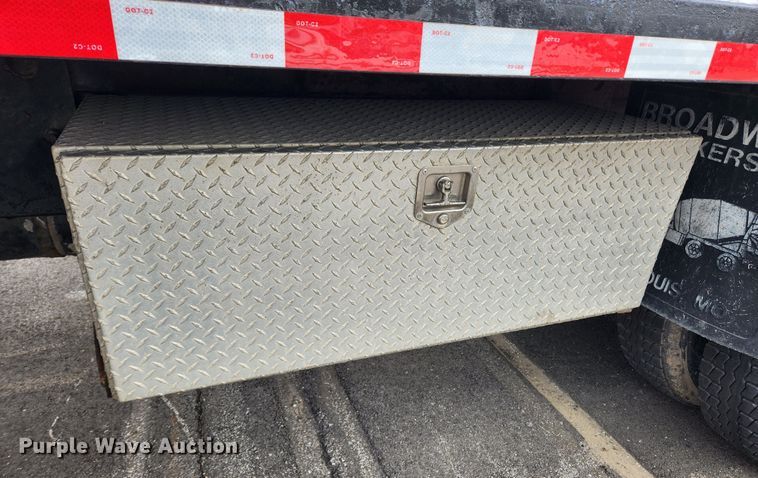 image for item JB9523 2002 Sterling L7500  crane truck