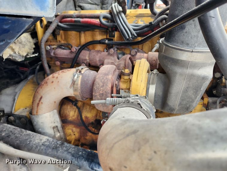 image for item JB9523 2002 Sterling L7500  crane truck