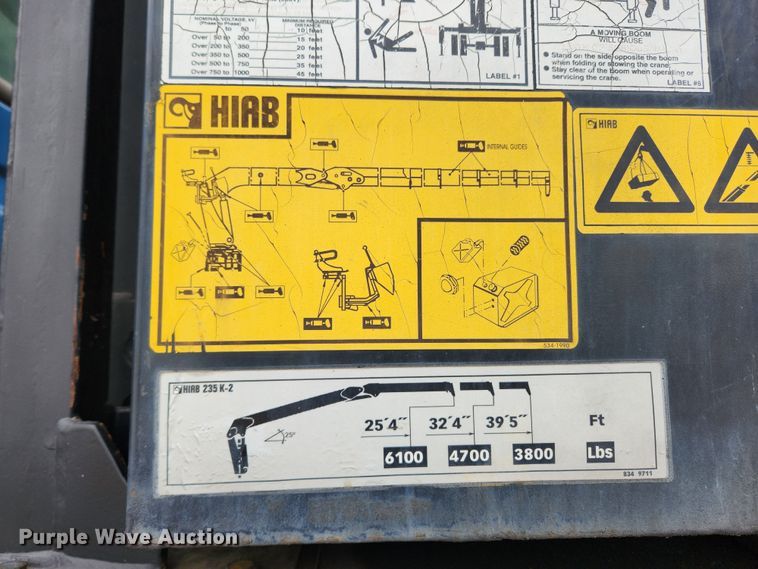 image for item JB9523 2002 Sterling L7500  crane truck