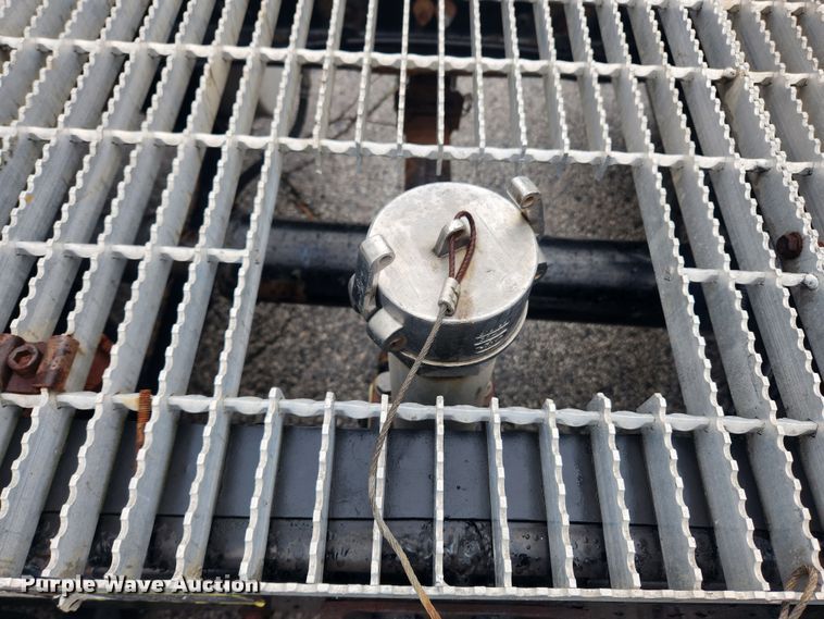 image for item JB9528 2006 Mack CXN Vision  semi truck