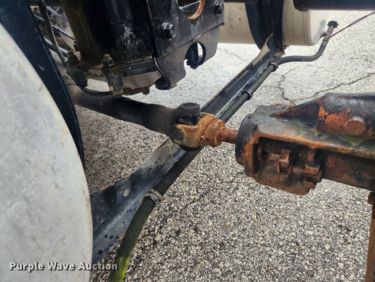 image for item JB9528 2006 Mack CXN Vision  semi truck