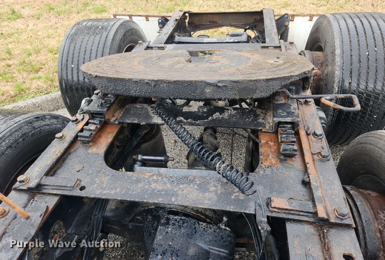 image for item JB9528 2006 Mack CXN Vision  semi truck