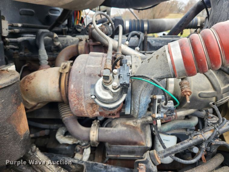 image for item JB9528 2006 Mack CXN Vision  semi truck