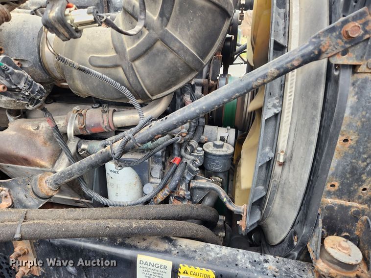 image for item JB9528 2006 Mack CXN Vision  semi truck