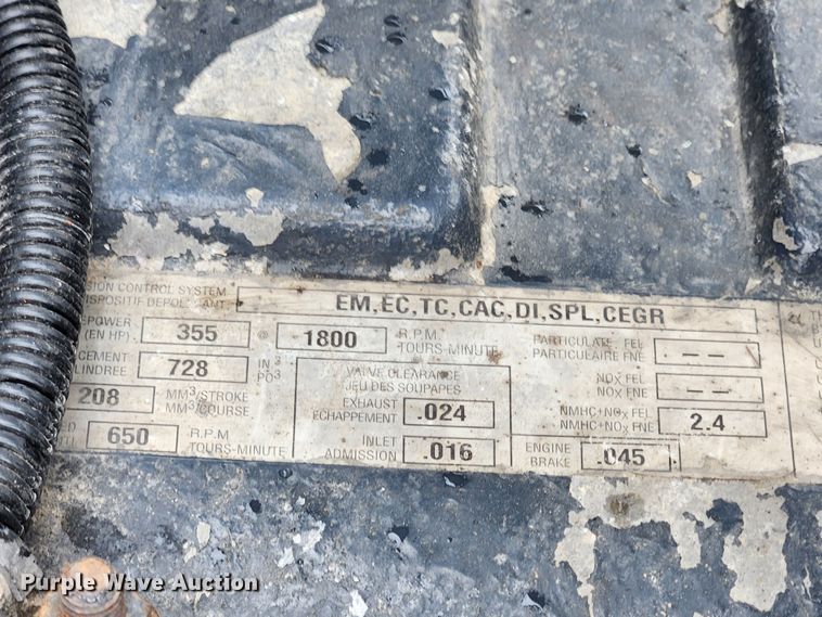 image for item JB9528 2006 Mack CXN Vision  semi truck