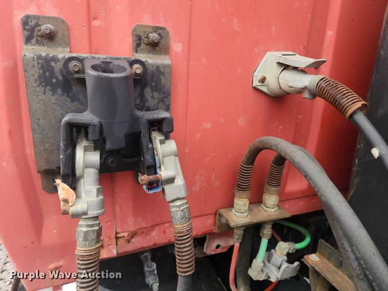 image for item JB9531 1992 Ford L9000  semi truck