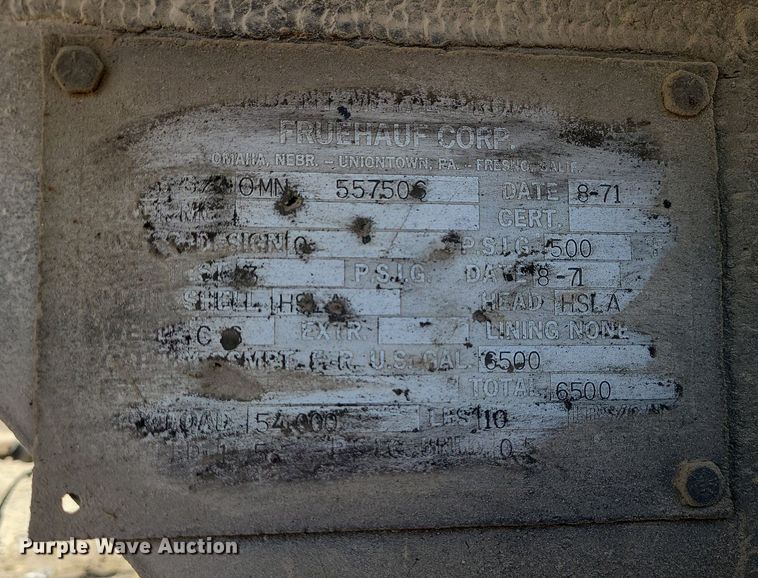 image for item JG9371 1971 Fruehauf  tank trailer