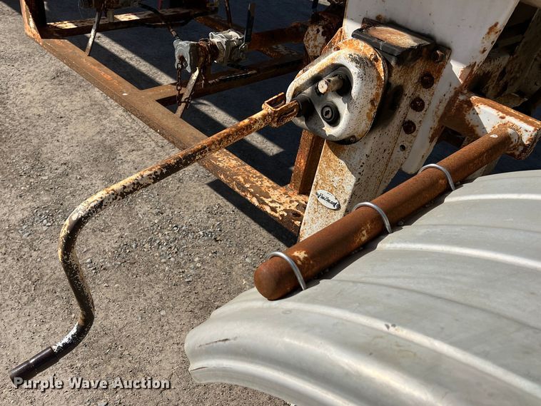 image for item KR9560 1969 Lubbock  tank trailer