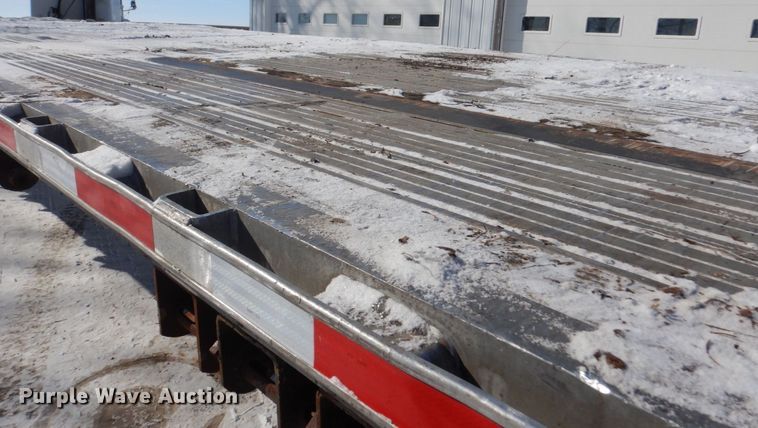 image for item KU9825 2000 Transcraft  flatbed trailer