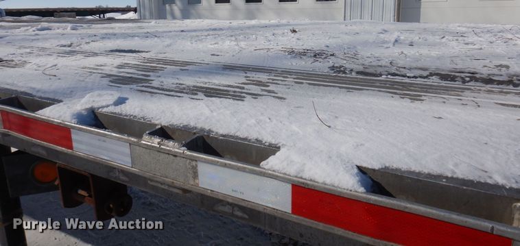 image for item KU9825 2000 Transcraft  flatbed trailer