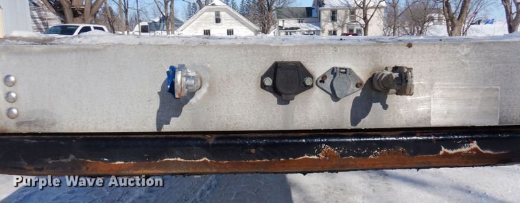 image for item KU9825 2000 Transcraft  flatbed trailer