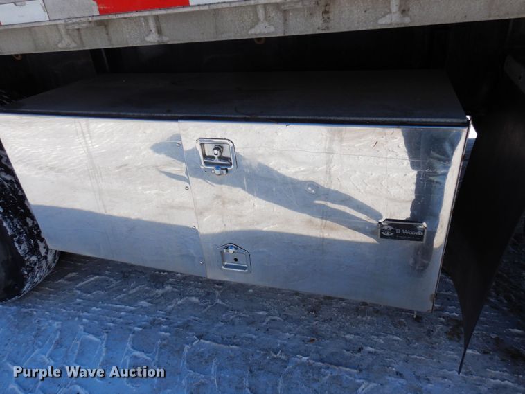 image for item KU9825 2000 Transcraft  flatbed trailer